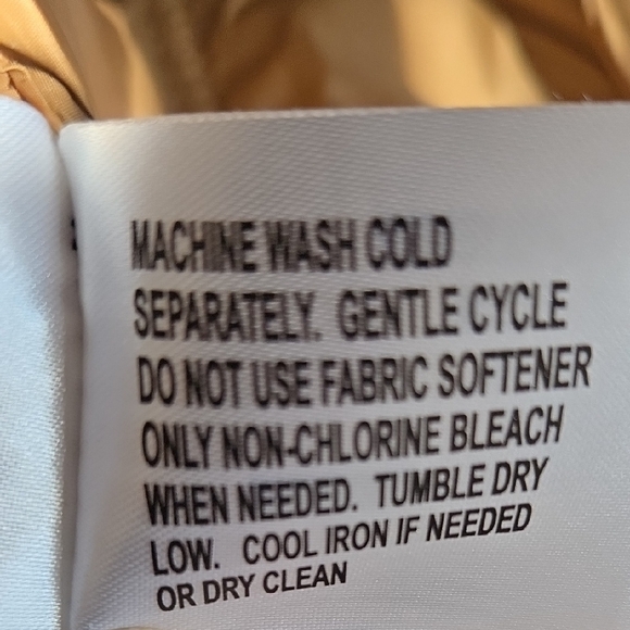 Michael Kors Beige Puffer Jacket - Picture 13 of 13